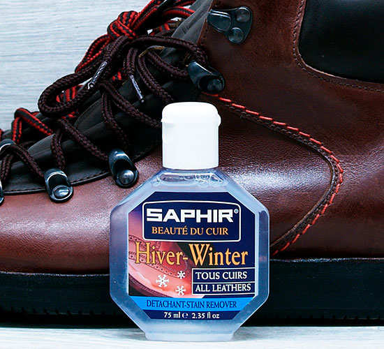 Дополнительный очиститель Saphir для гладкой и зернистой кожи
